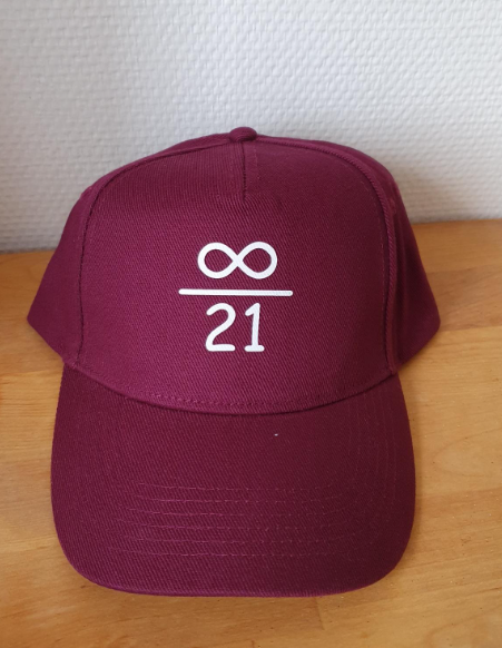 Casquette 8/21